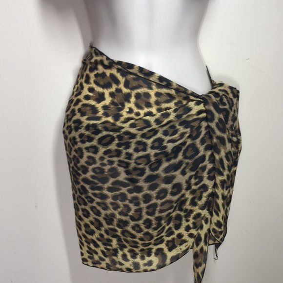 La Palapa Leopard Print Wrap - Picture 1 of 12
